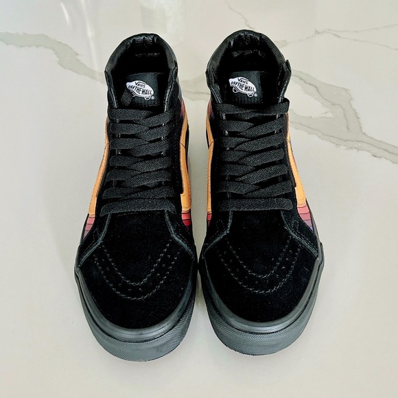 New Unisex VANS Sk8-Hi Reissue Refract Black/Multi Size Women's 7 Men's 5.5 - Picture 3 of 8